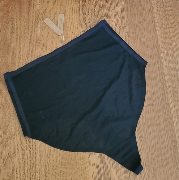 Skims mesh Sheer Sculpt High-waisted Thong - black - Picture 3 of 11